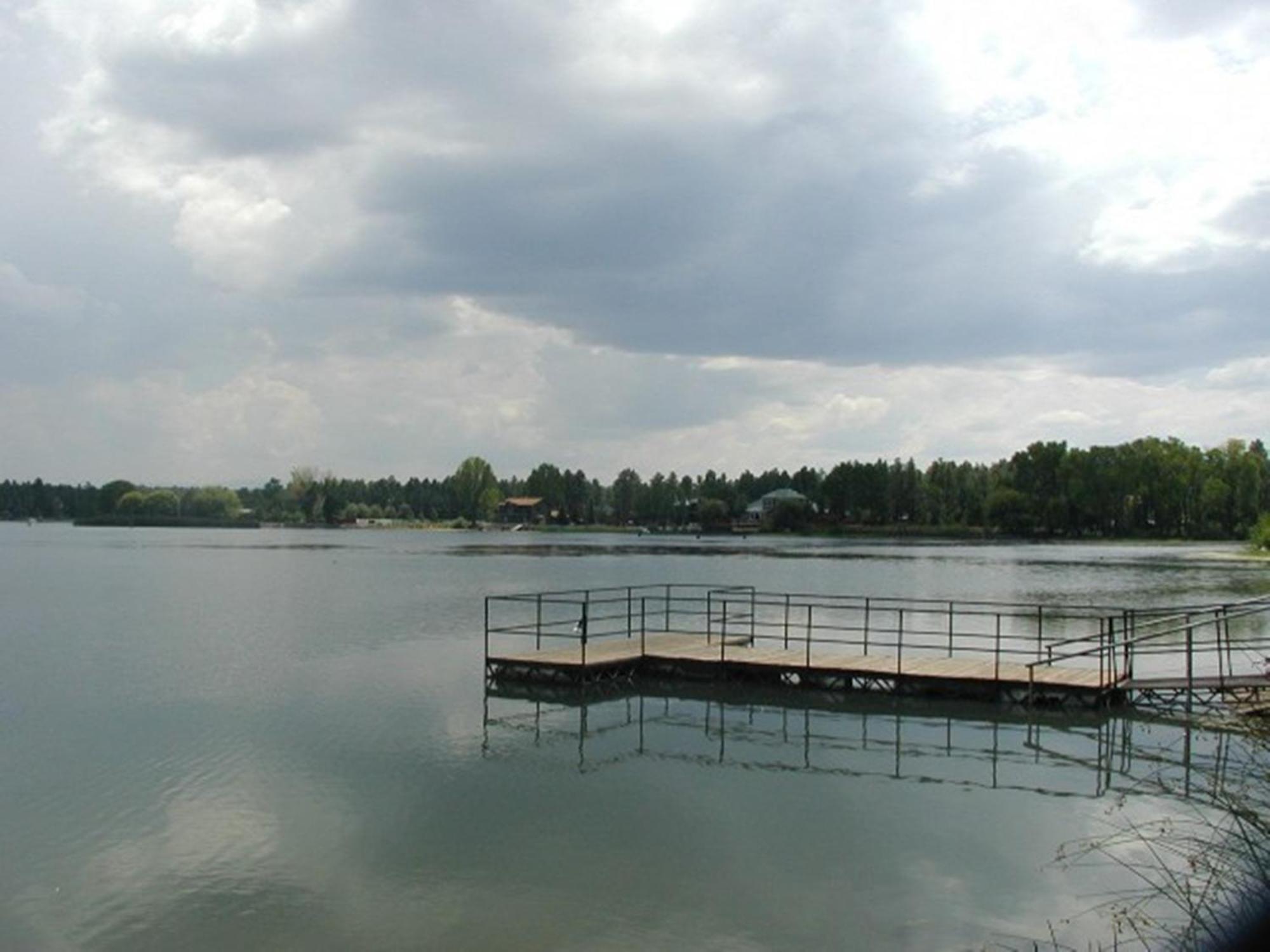 Lazy Oaks Resort ไพน์ท็อป-เลคไซด์ ภายนอก รูปภาพ