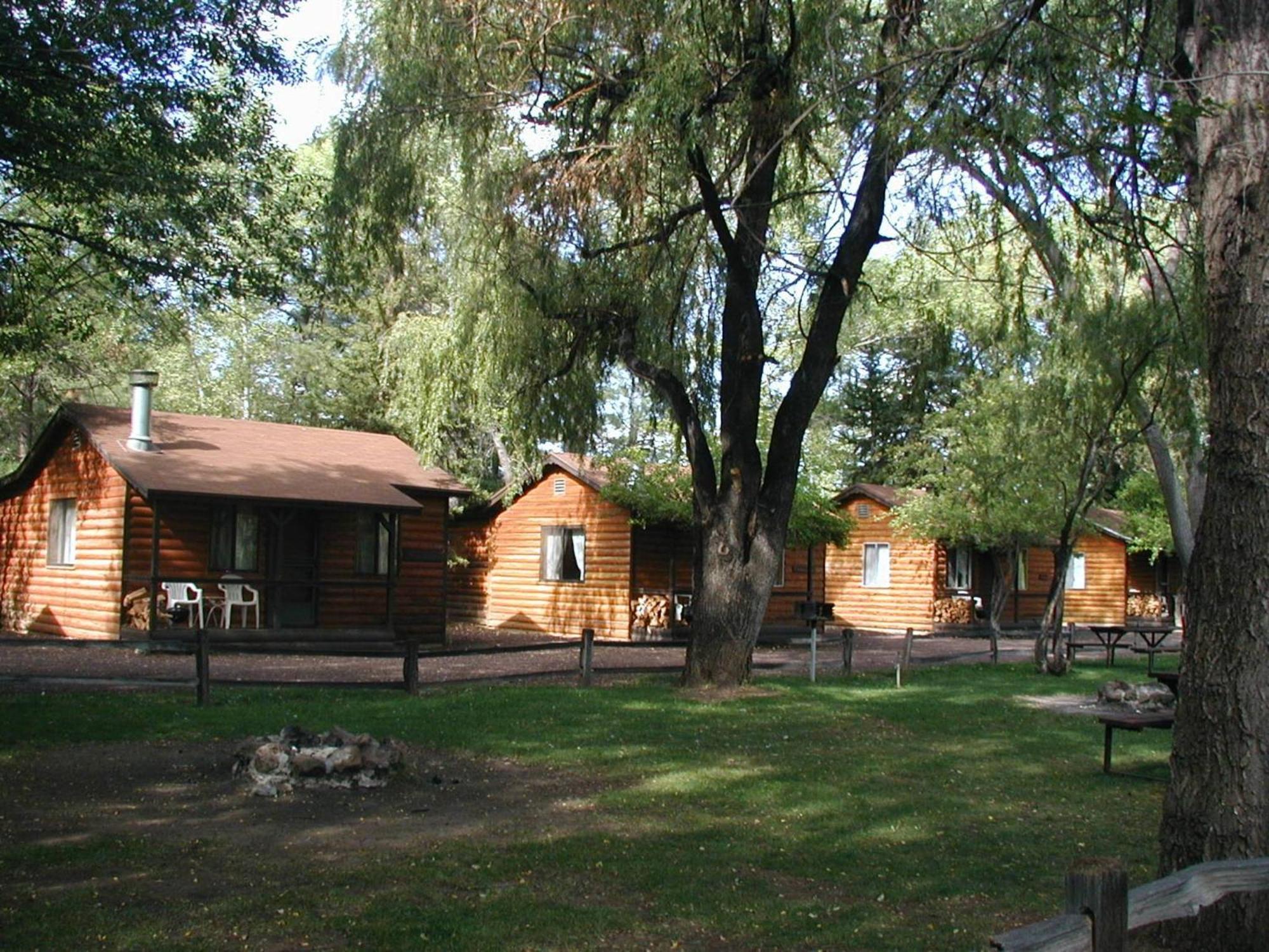 Lazy Oaks Resort ไพน์ท็อป-เลคไซด์ ภายนอก รูปภาพ