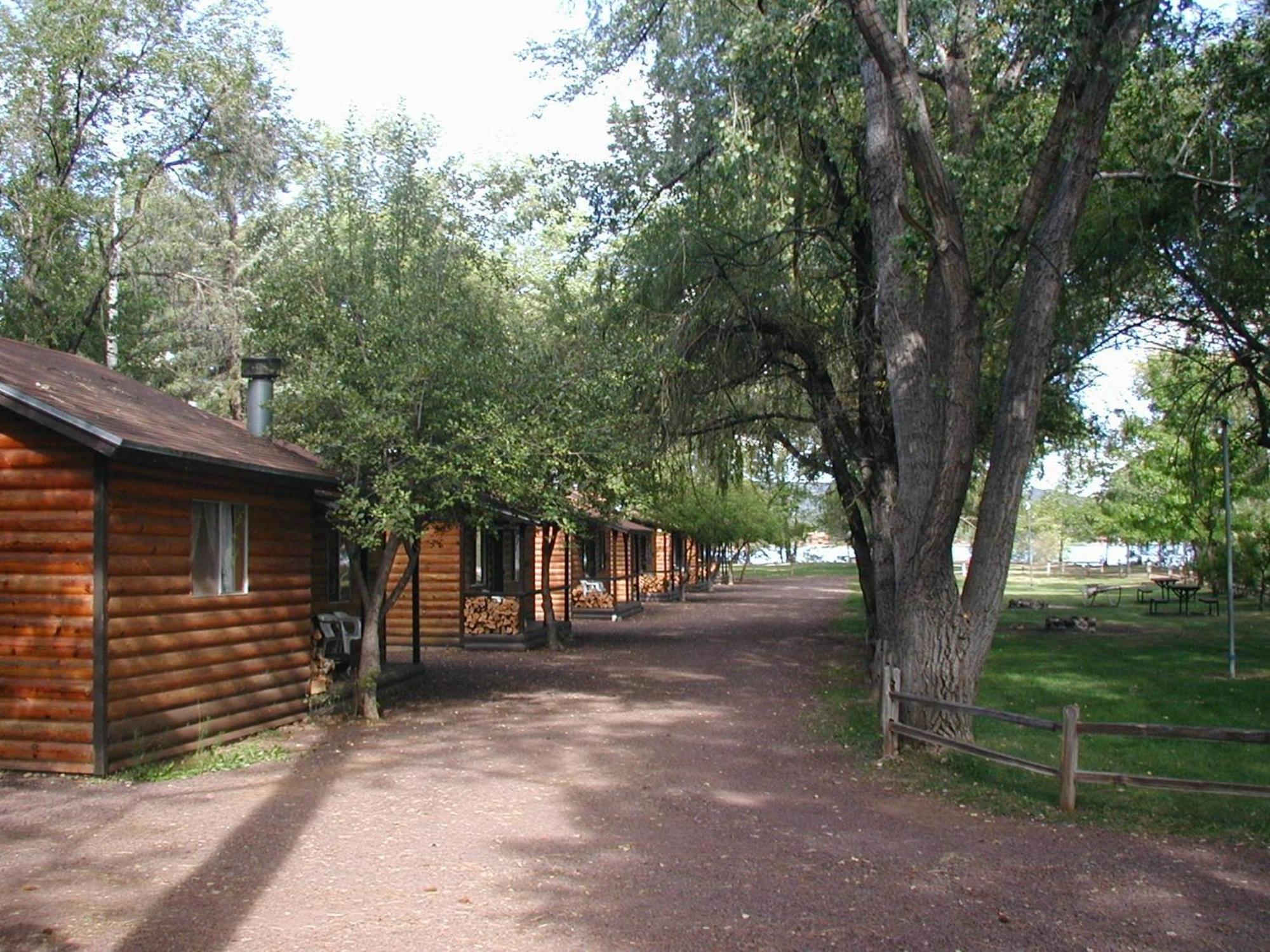 Lazy Oaks Resort ไพน์ท็อป-เลคไซด์ ภายนอก รูปภาพ