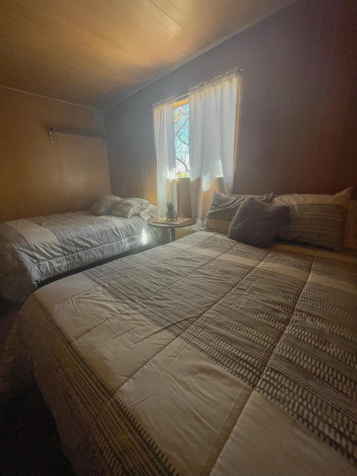 Lazy Oaks Resort ไพน์ท็อป-เลคไซด์ ห้อง รูปภาพ